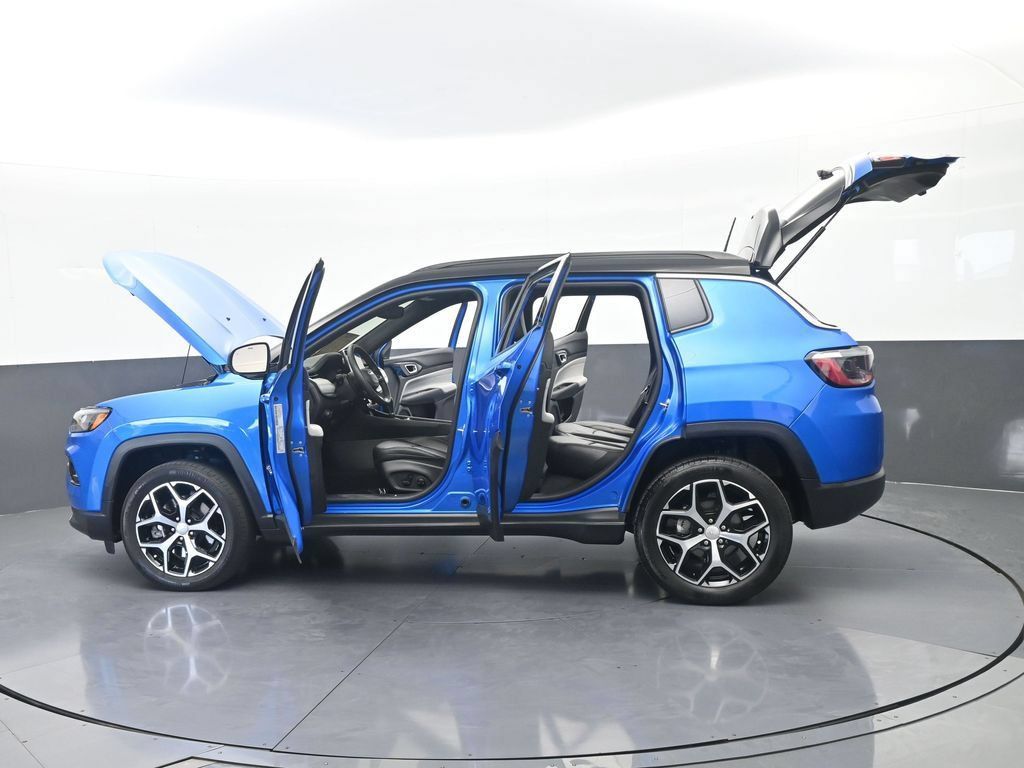 Used 2024 Jeep Compass Limited AWD/4WD image 75
