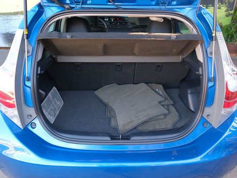 Used 2014 Toyota Prius C Four image 41