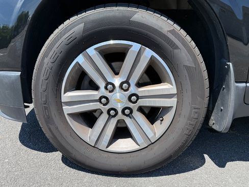 Used 2017 Chevrolet Traverse LT AWD/4WD image 9