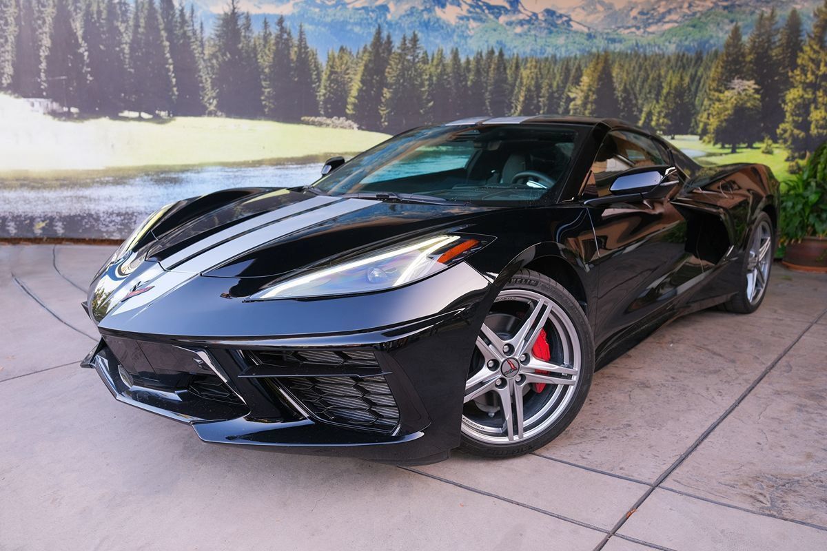 Used 2026 Chevrolet Corvette Stingray Preferred Cpe w/ Stealth Interior Trim Package RWD image 1