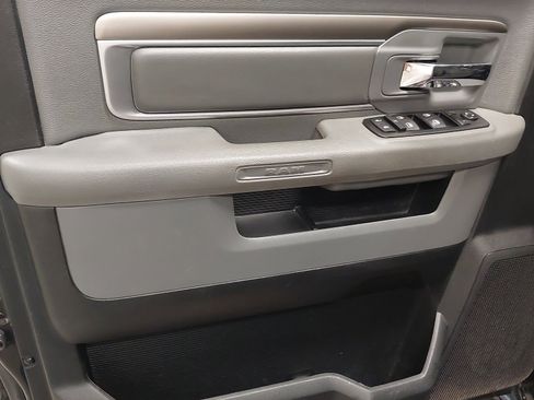 Used 2015 RAM 2500 Big Horn image 24