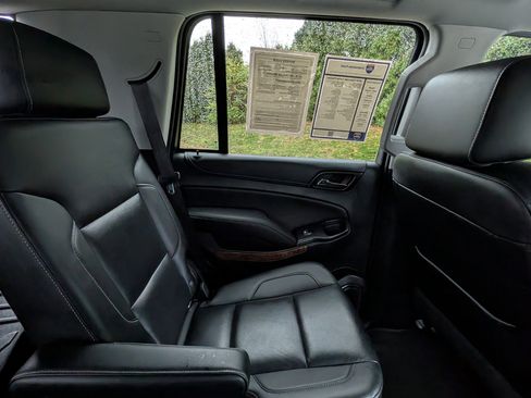 Used 2020 Chevrolet Tahoe Premier image 32