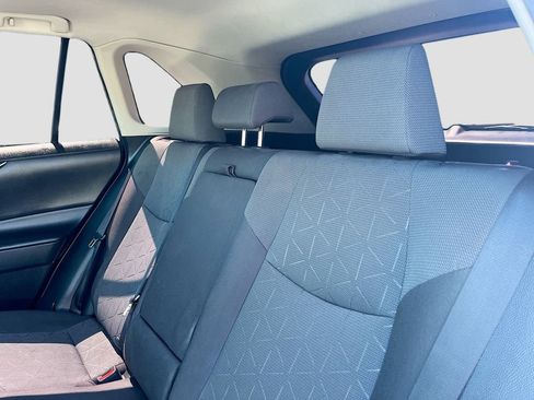 Used 2021 Toyota RAV4 XLE w/ Convenience Package FWD image 24