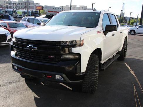 Used 2020 Chevrolet Silverado 1500 LT Trail Boss w/ Convenience Package AWD/4WD image 4