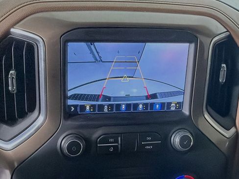 Used 2022 Chevrolet Silverado 3500 High Country image 15