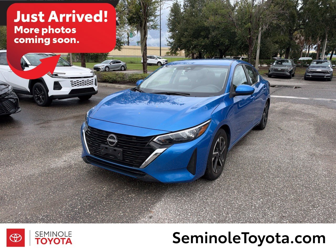 Used 2025 Nissan Sentra SV FWD image 1