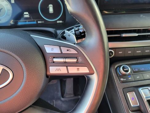 Used 2023 Hyundai Palisade Limited w/ Cargo Package image 13