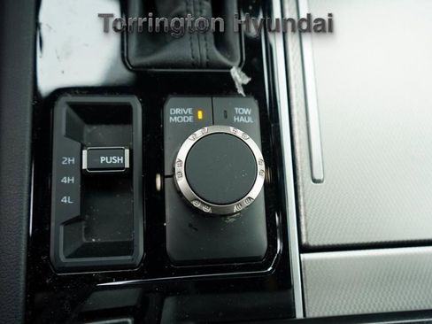 Used 2025 Toyota Sequoia Limited image 25