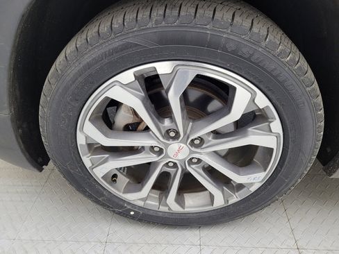 Used 2018 GMC Terrain SLT w/ Preferred Package AWD/4WD image 31
