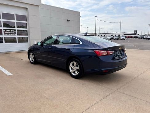 Used 2022 Chevrolet Malibu LT image 5