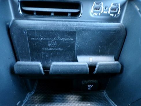 Used 2020 RAM 3500 Limited image 27