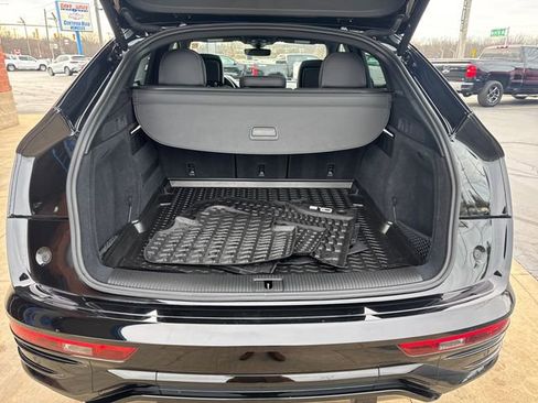 Used 2024 Audi Q5 2.0T Premium Plus w/ Premium Plus Package image 10