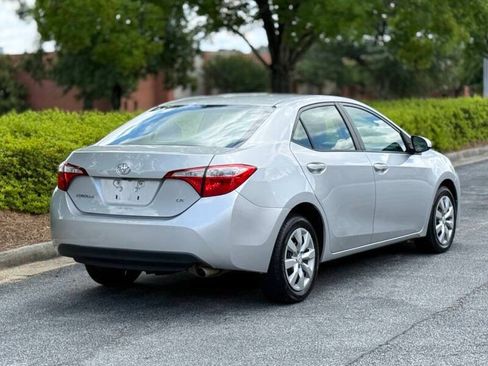 Used 2015 Toyota Corolla LE FWD image 8