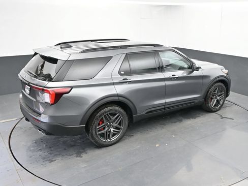 New 2026 Ford Explorer Platinum w/ LUX Leather Package AWD/4WD image 38
