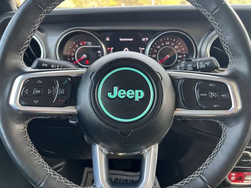 Used 2022 Jeep Wrangler Rubicon w/ Cold Weather Group AWD/4WD image 15