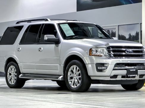 Used 2016 Ford Expedition Limited image 6