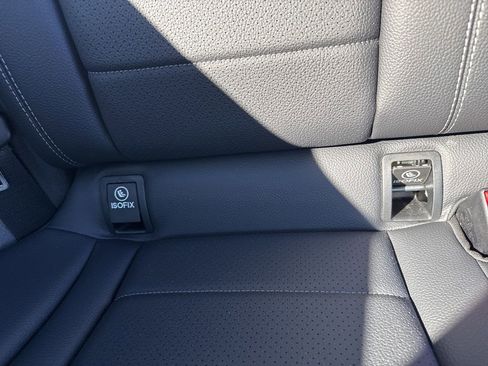 Used 2019 Mercedes-Benz GLC 300 GLC 300 image 17