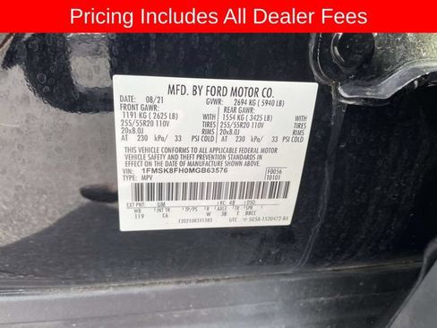 Used 2021 Ford Explorer Limited w/ Equipment Group 301A AWD/4WD image 41