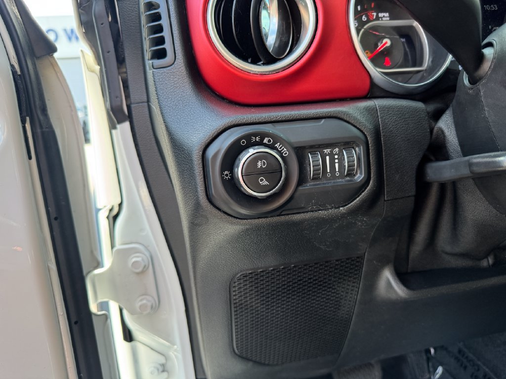 Used 2021 Jeep Gladiator Rubicon AWD/4WD image 21