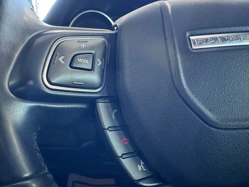 Used 2017 Land Rover Range Rover Evoque HSE image 28