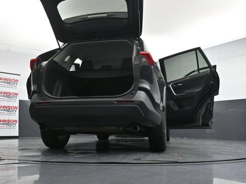 Used 2024 Toyota RAV4 XLE AWD/4WD image 29
