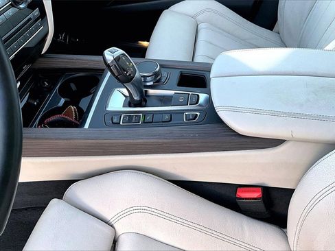 Used 2018 BMW X5 xDrive40e image 18