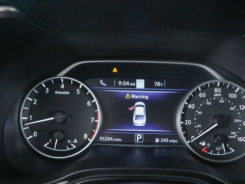 Used 2022 Nissan Maxima SV w/ Floor Mat Group FWD image 15