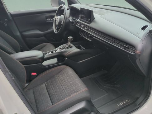 Used 2024 Honda HR-V Sport image 19