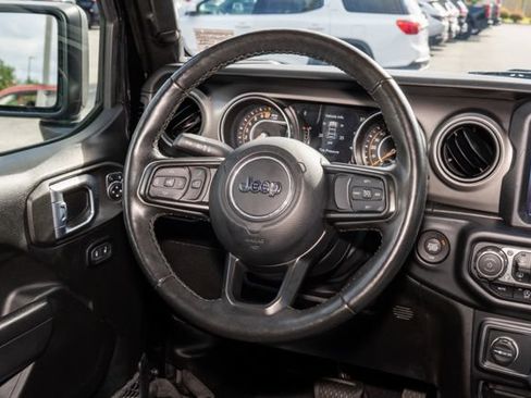 Used 2022 Jeep Wrangler Unlimited Sport w/ Sun And Sound Package AWD/4WD image 17