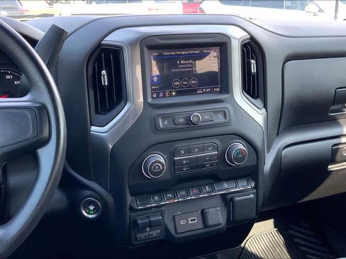 Used 2024 Chevrolet Silverado 2500 Custom w/ Custom Value Package AWD/4WD image 7