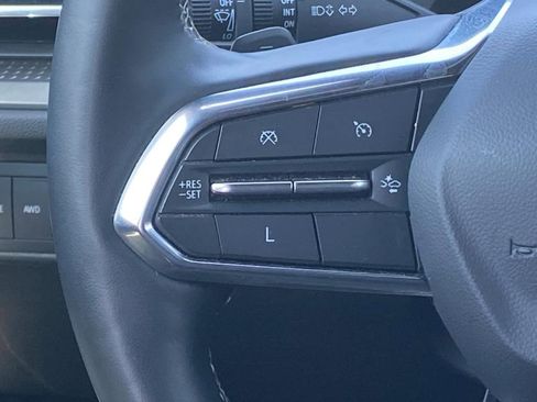 Certified 2025 Chevrolet Traverse LT image 7