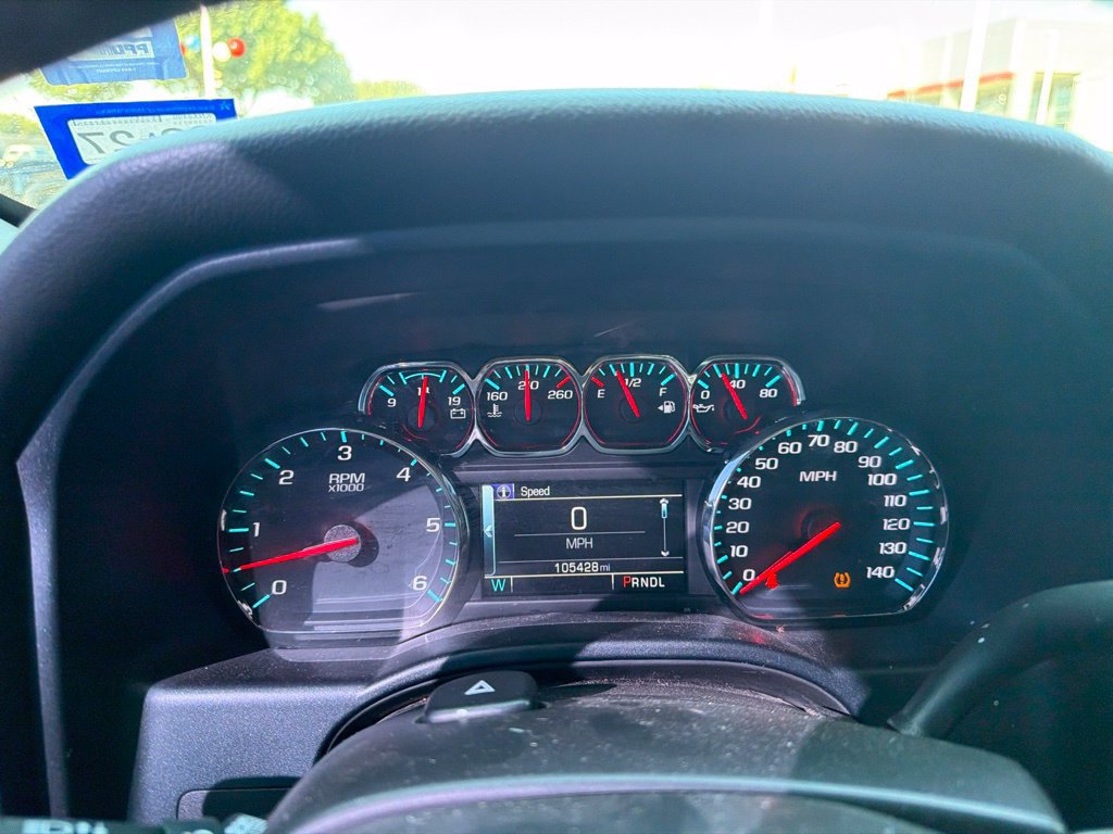 Used 2018 Chevrolet Silverado 1500 LT w/ Texas Edition RWD image 3
