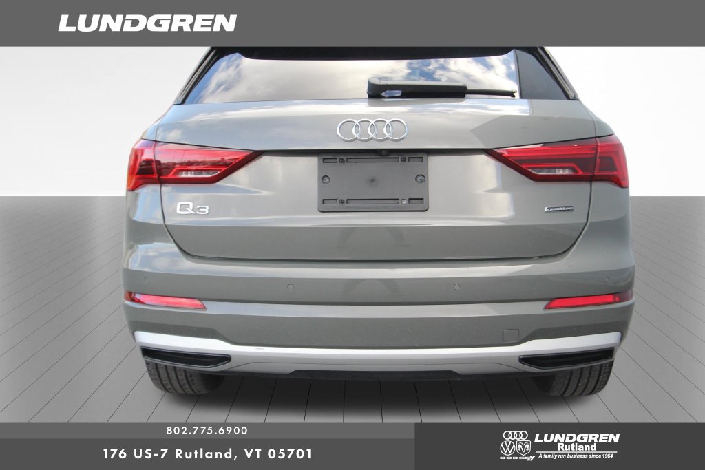 Used 2020 Audi Q3 2.0T Premium w/ Convenience Package AWD/4WD image 6