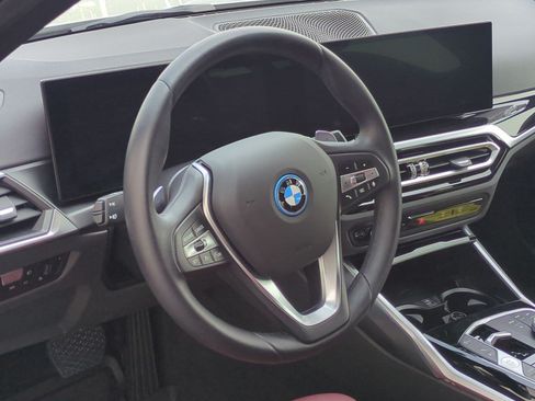 Used 2024 BMW 330e w/ Convenience Package RWD image 18