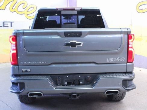Used 2022 Chevrolet Silverado 1500 High Country image 7