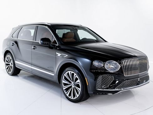 New 2025 Bentley Bentayga Extended Wheelbase image 7