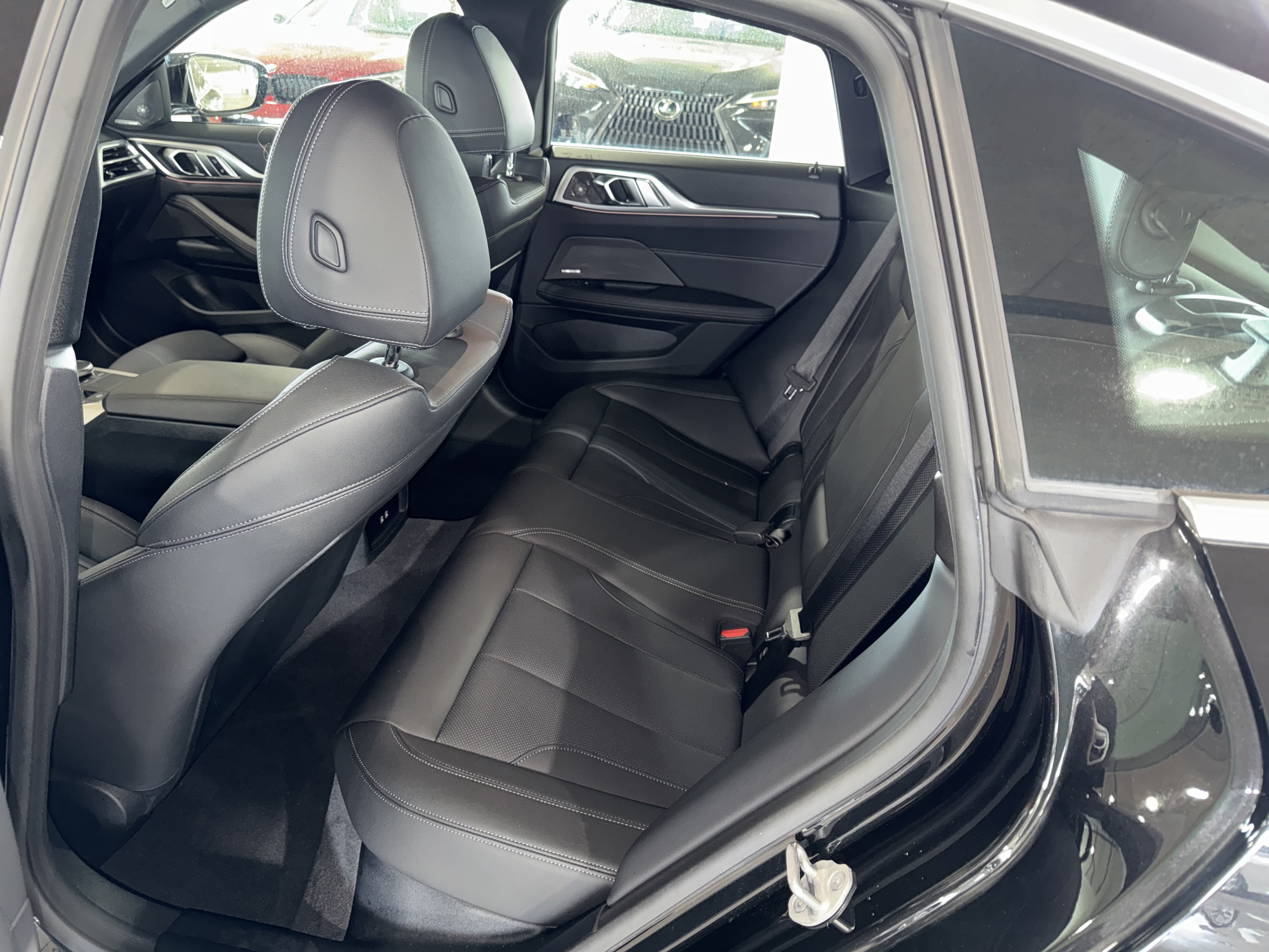 Used 2025 BMW 430i w/ Premium Package RWD image 17
