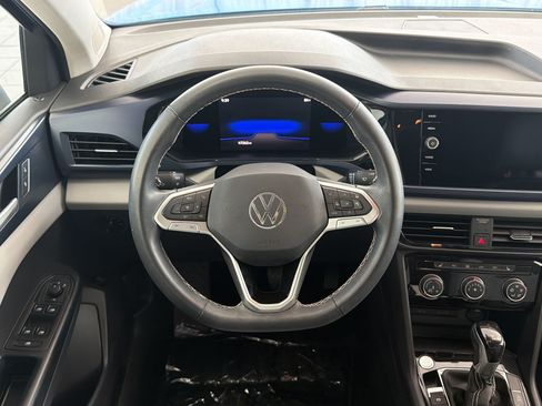 Used 2023 Volkswagen Taos SE FWD image 27