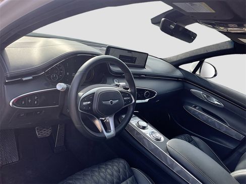 Used 2024 Genesis GV70 3.5T Sport w/ Sport Advanced Package image 9