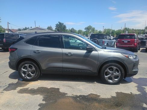 Used 2025 Ford Escape ST-Line AWD/4WD image 5