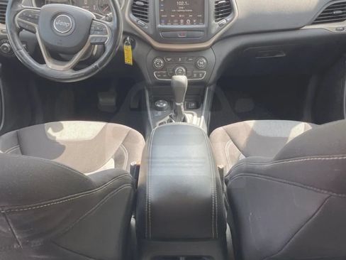 Used 2014 Jeep Cherokee Latitude w/ Cold Weather Group AWD/4WD image 11