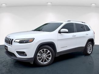 Used 2019 Jeep Cherokee Latitude Plus w/ Trailer Tow Group video 2