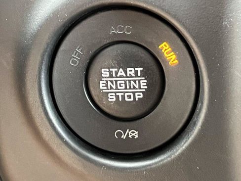 Used 2021 Jeep Wrangler Unlimited Sport AWD/4WD image 28