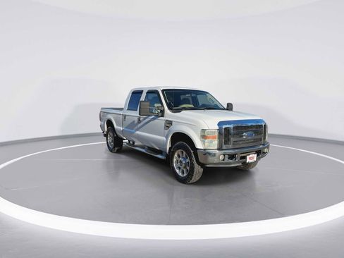 Used 2008 Ford F250 XLT image 2