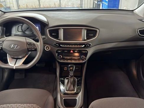 Used 2018 Hyundai Ioniq Blue FWD image 29