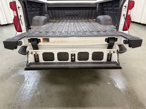 Used 2024 Chevrolet Silverado 3500 High Country w/ High Country Premium Package AWD/4WD image 11
