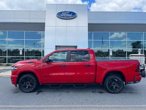 Used 2025 RAM 1500 Big Horn AWD/4WD image 1