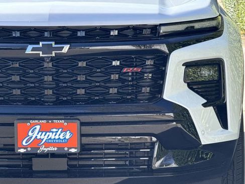 New 2026 Chevrolet Traverse RS image 9