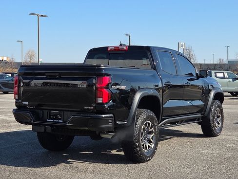 Used 2023 Chevrolet Colorado ZR2 w/ ZR2 Convenience Package III image 5