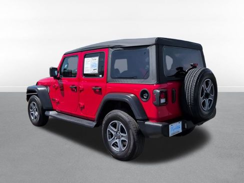 Used 2022 Jeep Wrangler Unlimited Sport AWD/4WD image 8